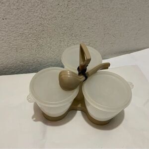 Vintage Tupperware relish/appetizer serving condiment caddy. 3 spoons included